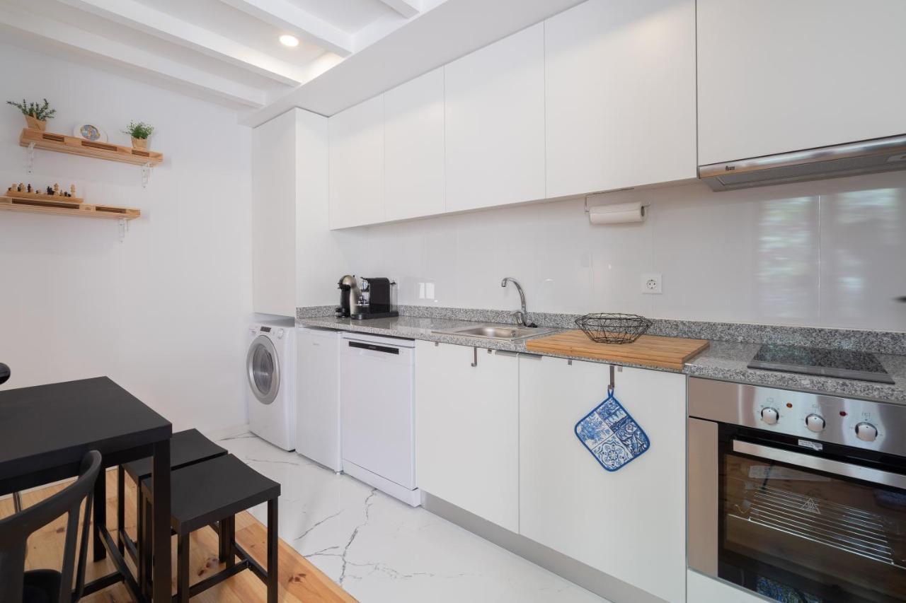 Sunny Bright Duplexes & Pool By Host Wise 빌라노바데가이아 외부 사진