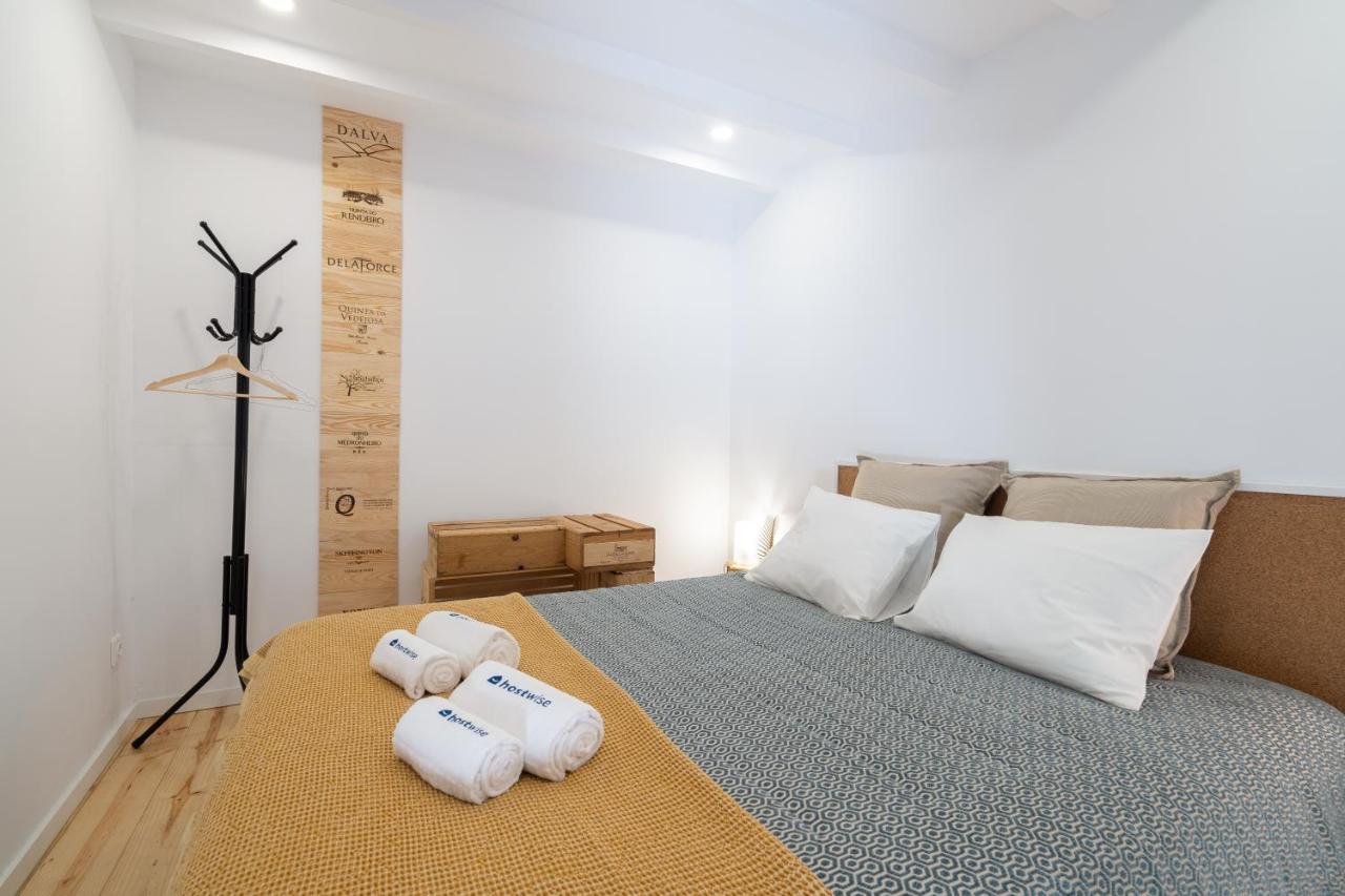 Sunny Bright Duplexes & Pool By Host Wise 빌라노바데가이아 외부 사진
