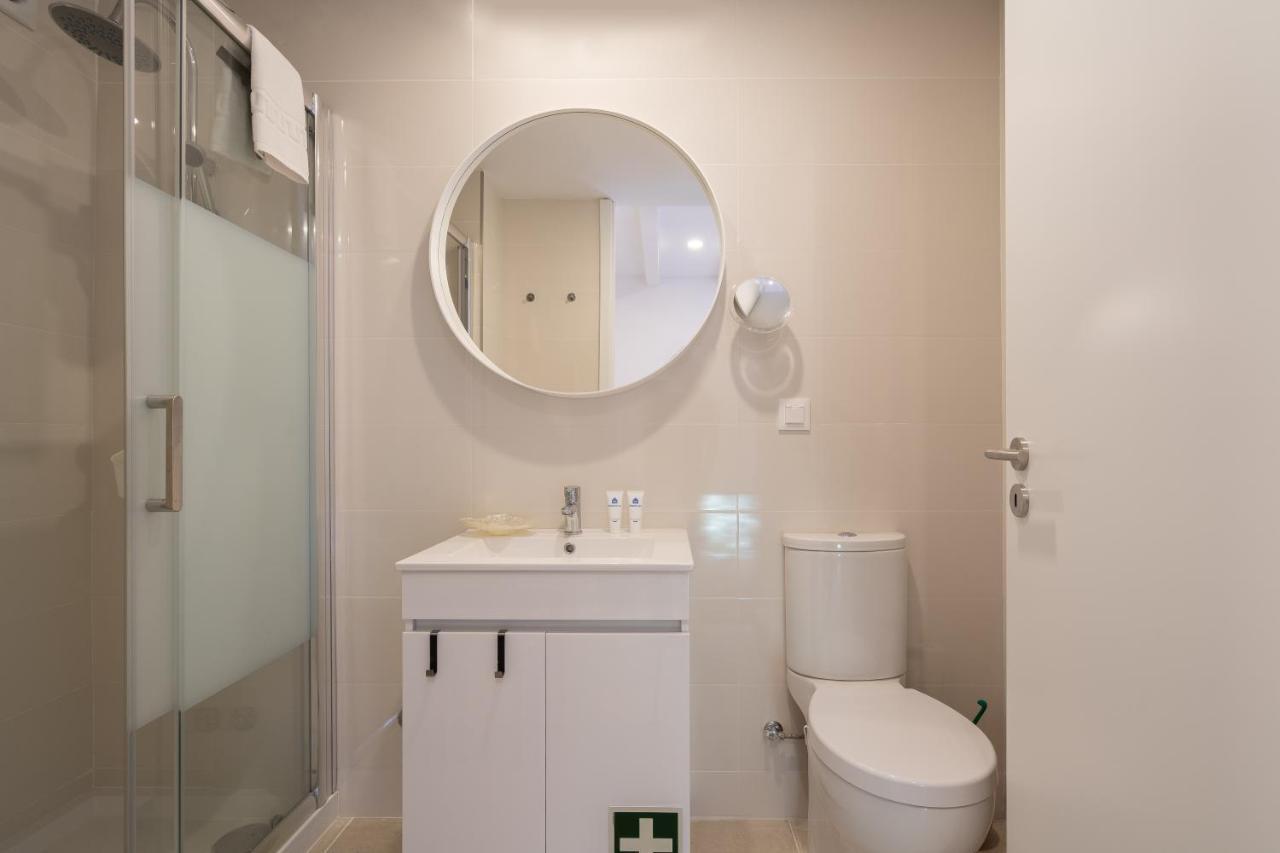Sunny Bright Duplexes & Pool By Host Wise 빌라노바데가이아 외부 사진